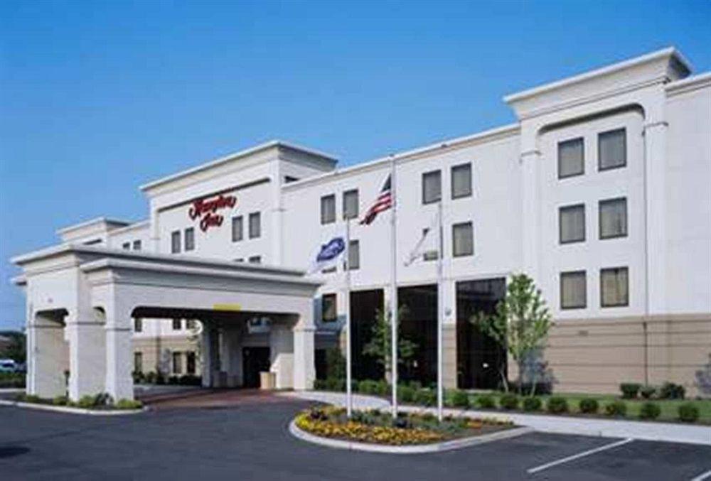 Hampton Inn Linden Kültér fotó